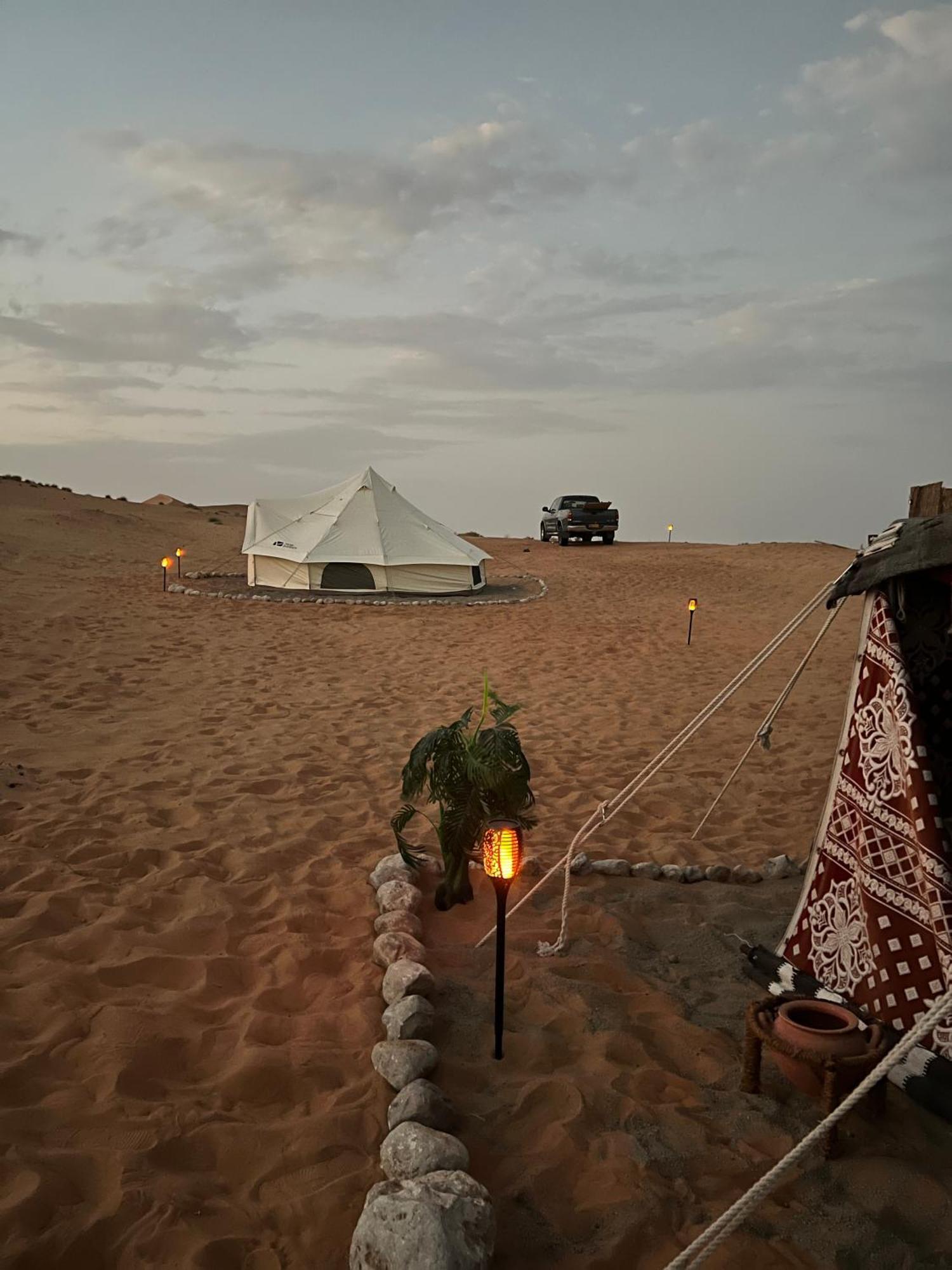 Thousand Stars Desert Camp Badīyah Buitenkant foto